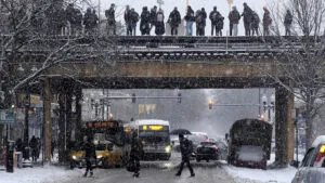 Frío extremo en Chicago con temperaturas bajo cero y sensación térmica severa en zonas urbanas de la ciudad