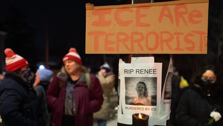 Marcha en Chicago por muerte de Renee Nicole Good tras operativo de ICE con vigilia y reclamos comunitarios