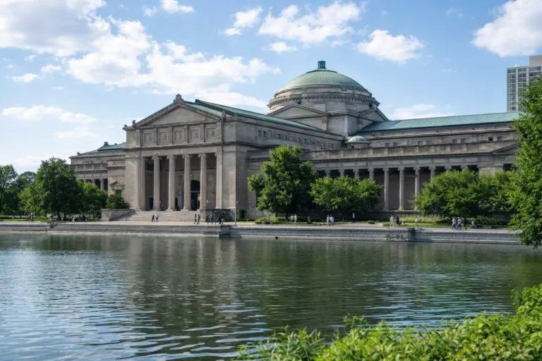 Renovación del pabellón en Jackson Park Chicago impulsa cultura turismo y economía local tras abandono