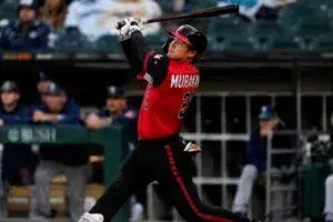 Munetaka Murakami sale lesionado mientras White Sox analiza su recuperación tras brillante inicio en MLB