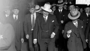 Vista histórica de Chicago durante la época de las mafias y la Ley Seca en Estados Unidos