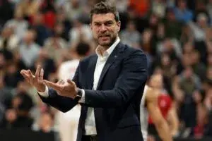 Tiago Splitter asume como entrenador de Chicago Bulls tras una destacada etapa en Portland y renovación del club