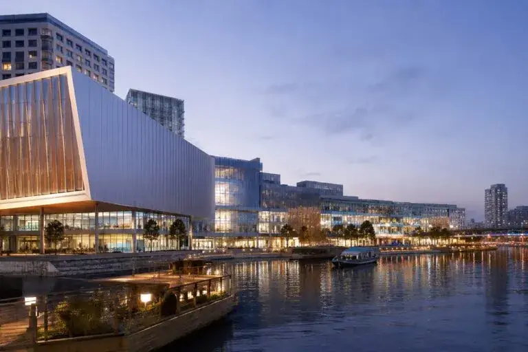 Casino Bally’s Chicago culmina su estructura principal con inversión de 1,700 millones de dólares.