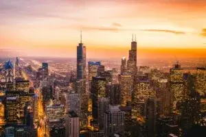 Chicago con arquitectura icónica, cultura urbana y atractivo turístico en Estados Unidos.