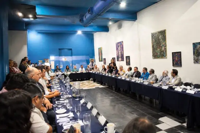 Chicago fortalece su vínculo con miles de migrantes de Guanajuato mediante programas, atención comunitaria y cooperación binacional.