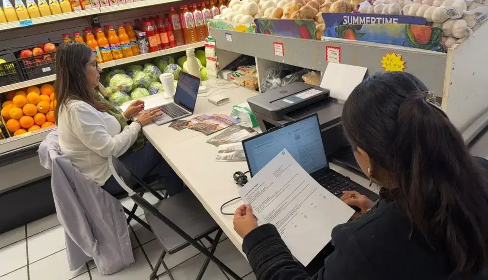 Programa Remesas seguras Morelos brinda apoyo e identidad a migrantes en Chicago.