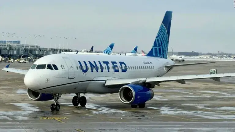 United Airlines en Chicago registra problema con neumático en O’Hare