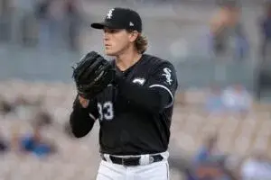 Hagen Smith y Tanner McDougal llegan a los White Sox para reforzar el bullpen de Chicago