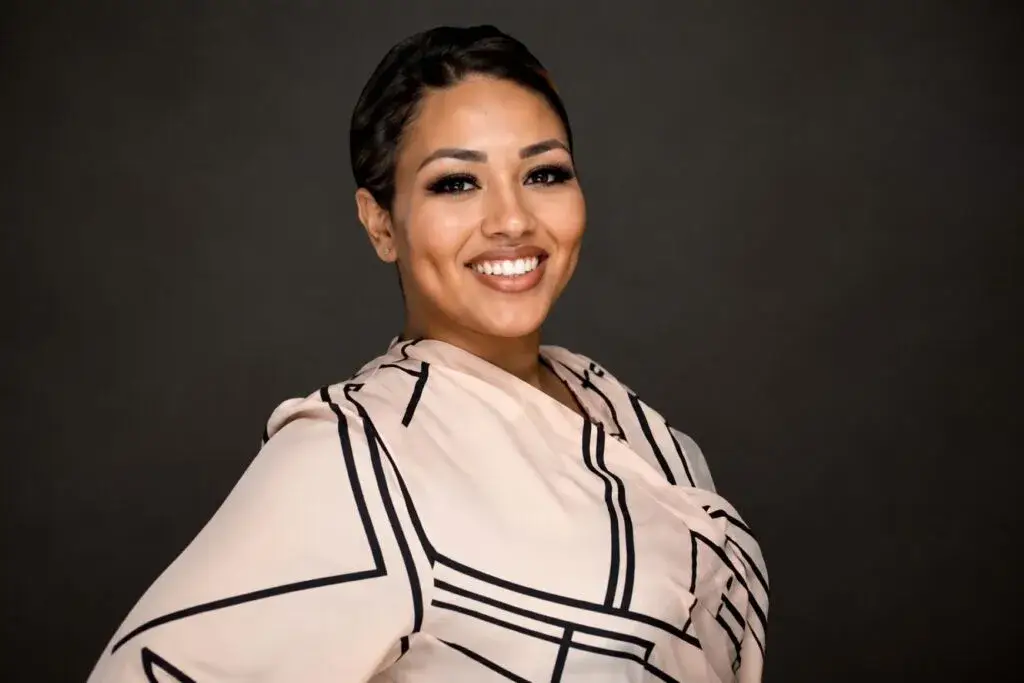 Mrs. Illinois 2026 Alaysia Gonzalez Giraldo impulsa la salud mental y el apoyo comunitario desde DeKalb.