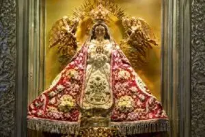 Virgen de San Juan de los Lagos durante su peregrinación por parroquias de Chicago e Illinois
