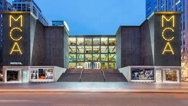 Arquitectura y discapacidad transforman espacios culturales con diseño inclusivo y accesibilidad en Chicago y San Francisco.