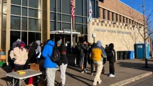 Asilo en Chicago registra una caída en aprobaciones mientras cambia la composición de la corte de inmigración.