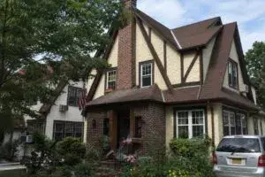 Casa de Donald Trump en Queens vendida por $1.93 millones