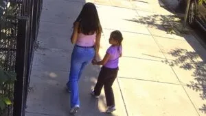 Zona de Chicago donde una niña venezolana murió después de ser atacada en la vía pública.
